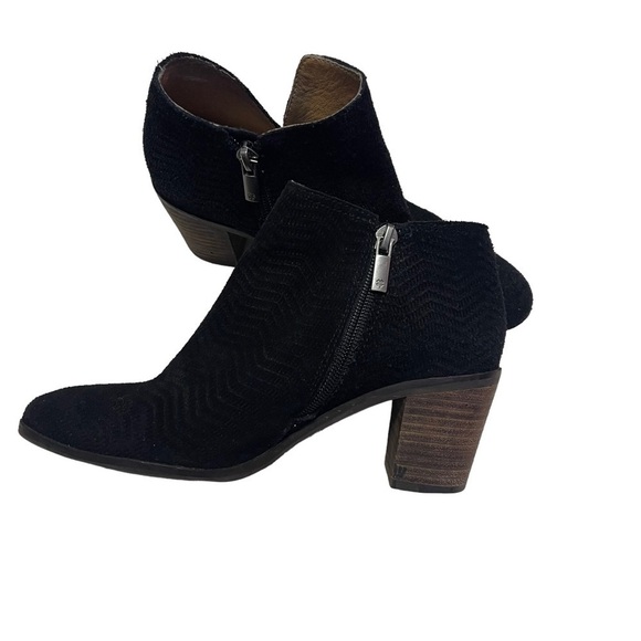 Lucky Brand Black Suede Pickla Ankle Bootie Size 6M - Picture 6 of 9